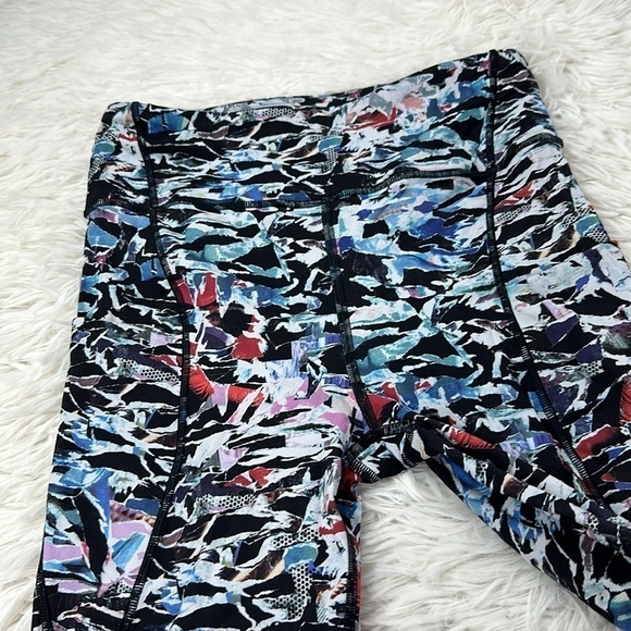 Lululemon Break Free Crop (Nulux 17") Culture Clash Starlight Black - Picture 2 of 6